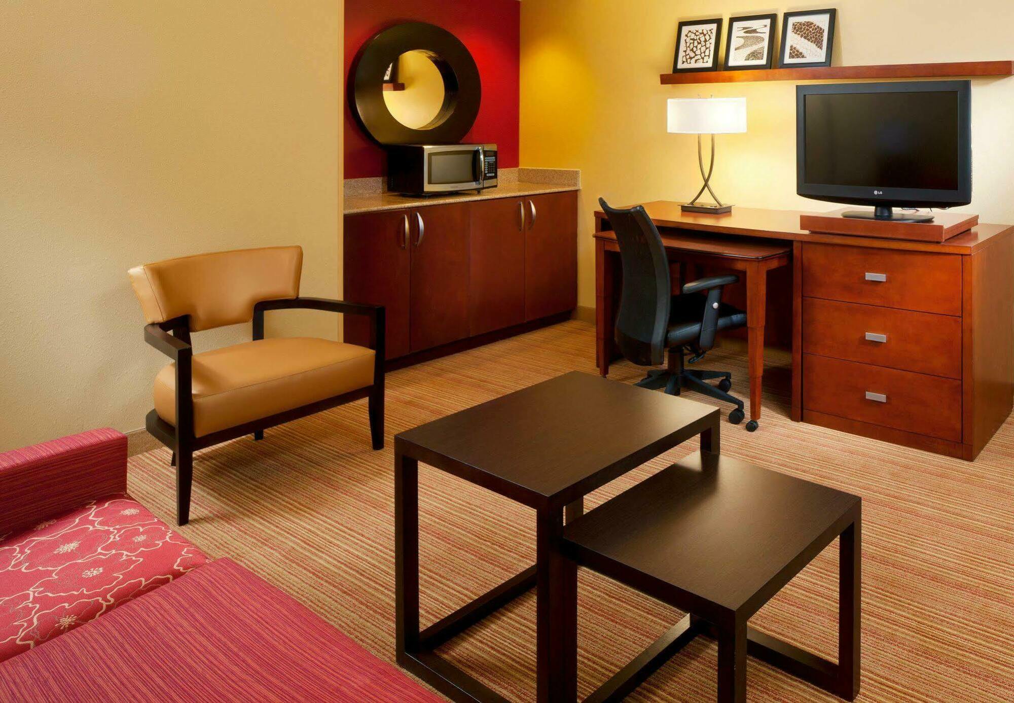 Courtyard By Marriott Jacksonville At The Mayo Clinic Campus/Beaches Екстериор снимка